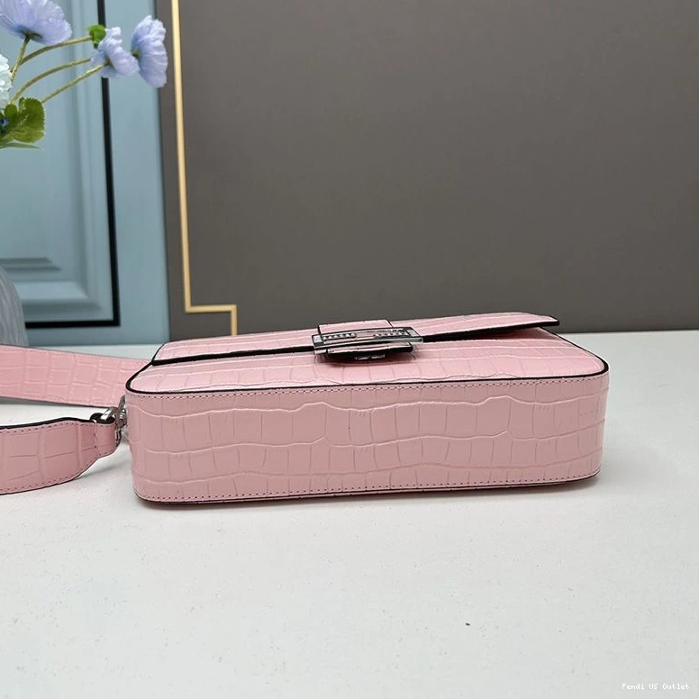 Cheap HOT Bag Fendi Pink Leather Re-Edition In Baguette Crocodile Medium 0719
